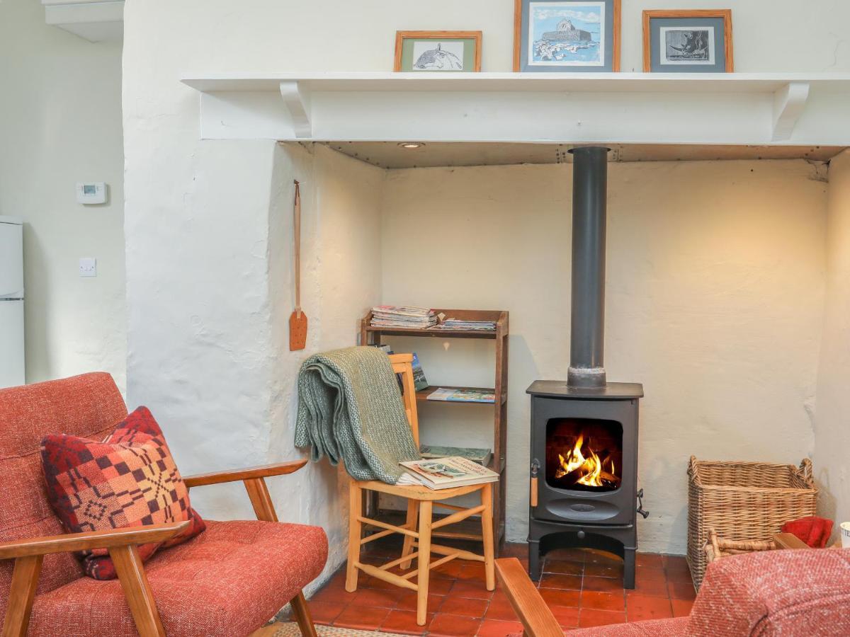 Ffrwd Cottage Bodorgan Bagian luar foto