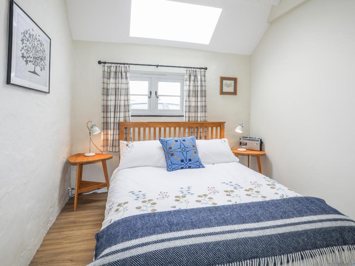 Ffrwd Cottage Bodorgan Bagian luar foto